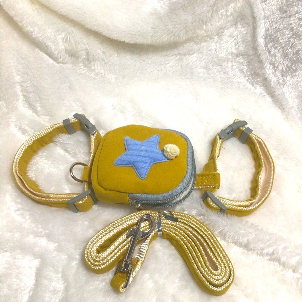 Yellow Backpack harness with leash size S NWOT